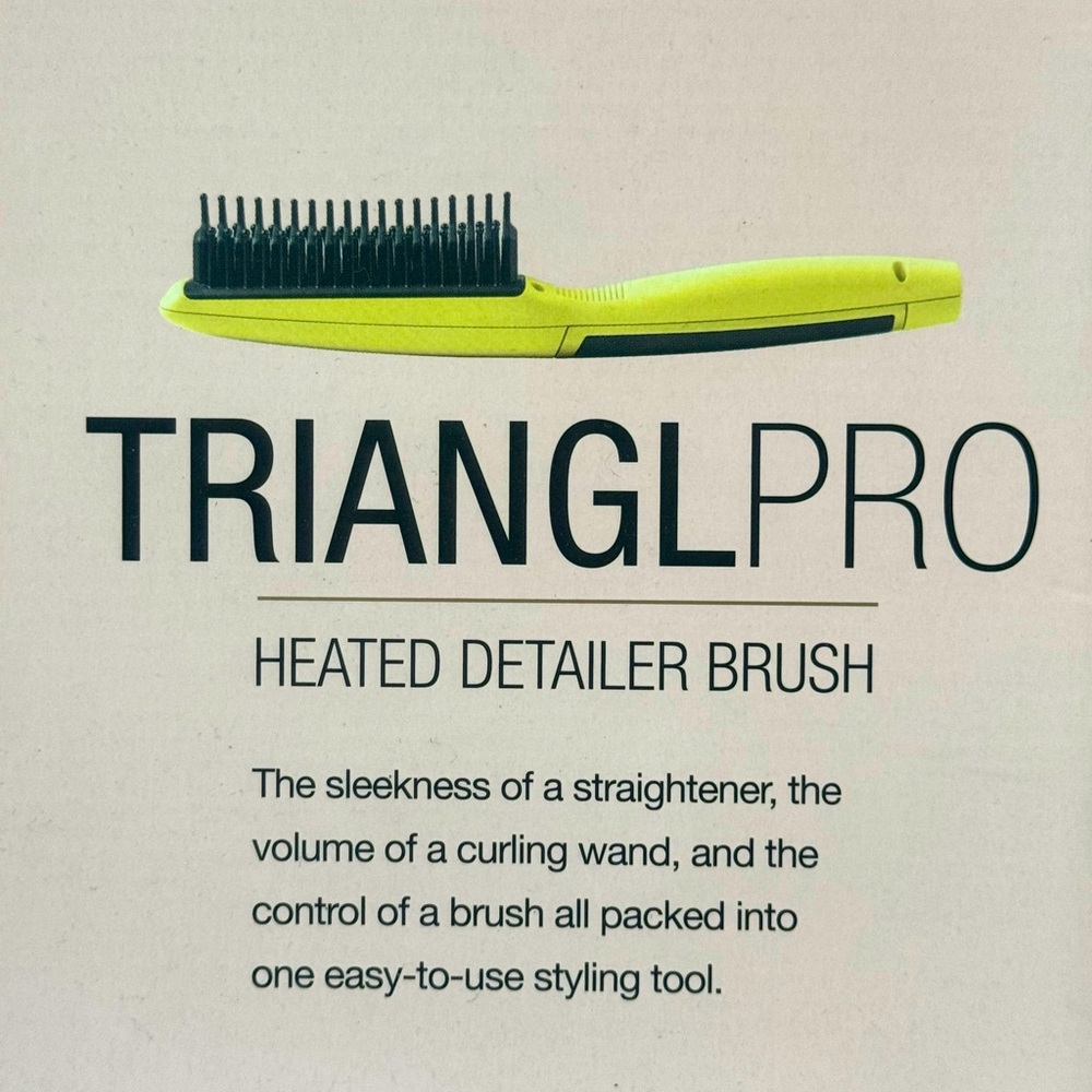 Calista TrianglPro Heated Detailer Brush ( Marigold) - Picture 2 of 8